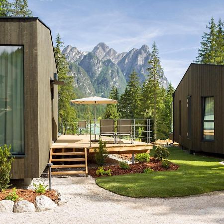Skyview Chalets Am Camping Toblacher See ภายนอก รูปภาพ
