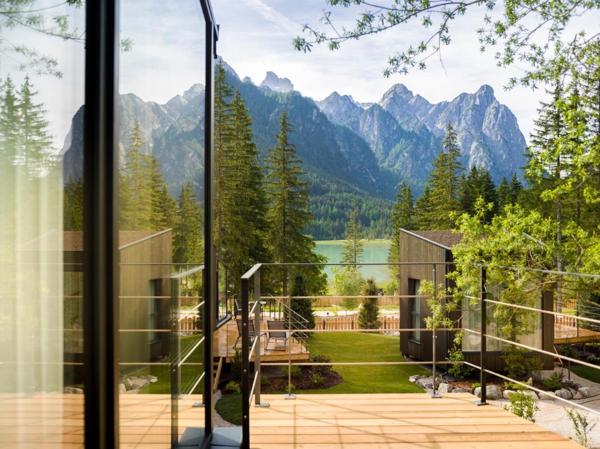 Skyview Chalets Am Camping Toblacher See ภายนอก รูปภาพ