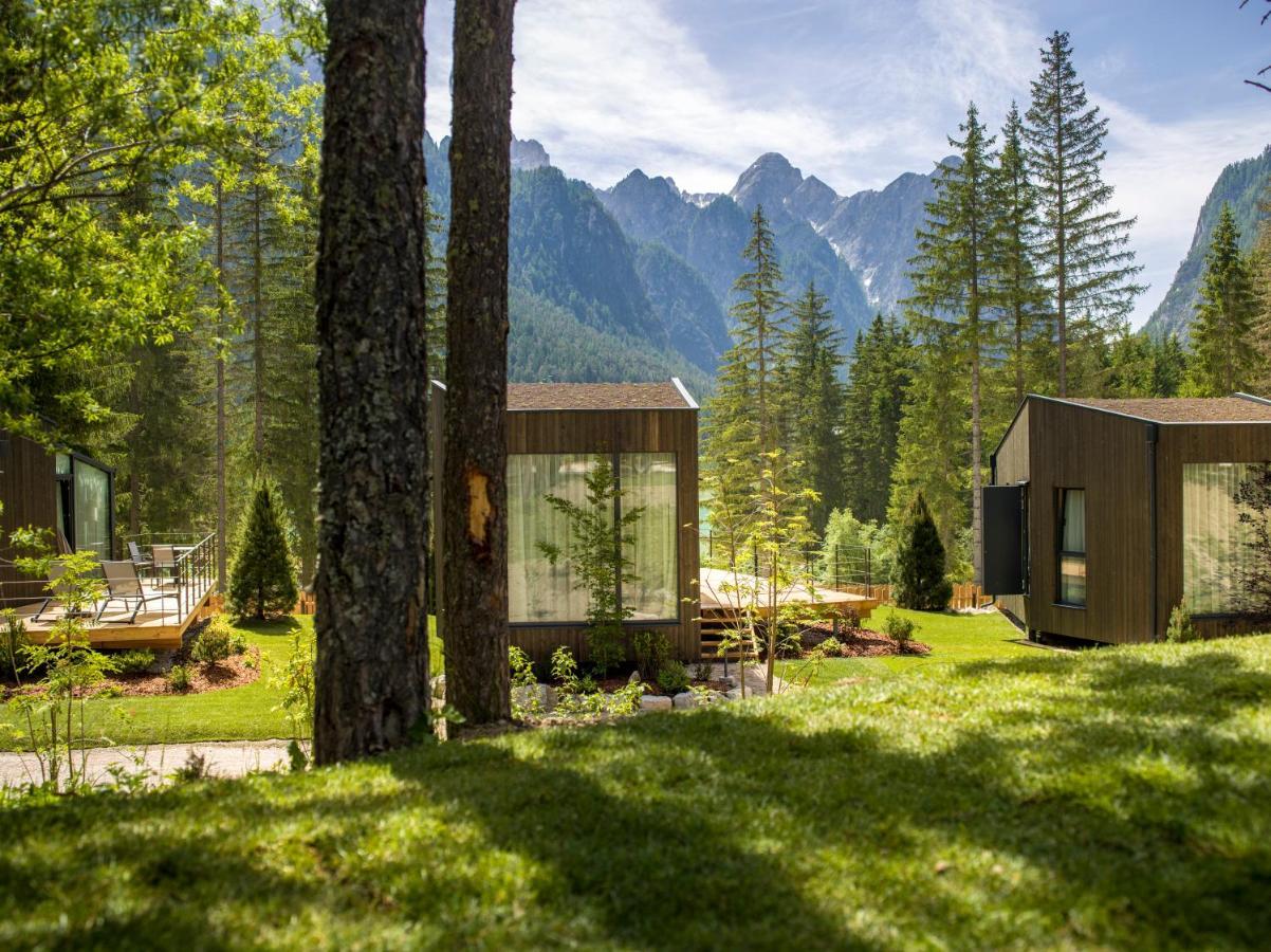 Skyview Chalets Am Camping Toblacher See ภายนอก รูปภาพ