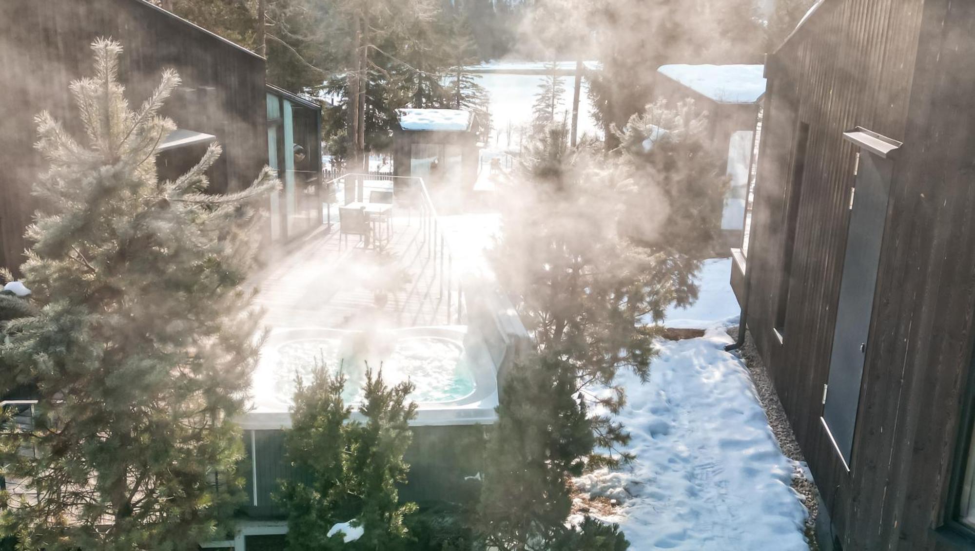 Skyview Chalets Am Camping Toblacher See ภายนอก รูปภาพ